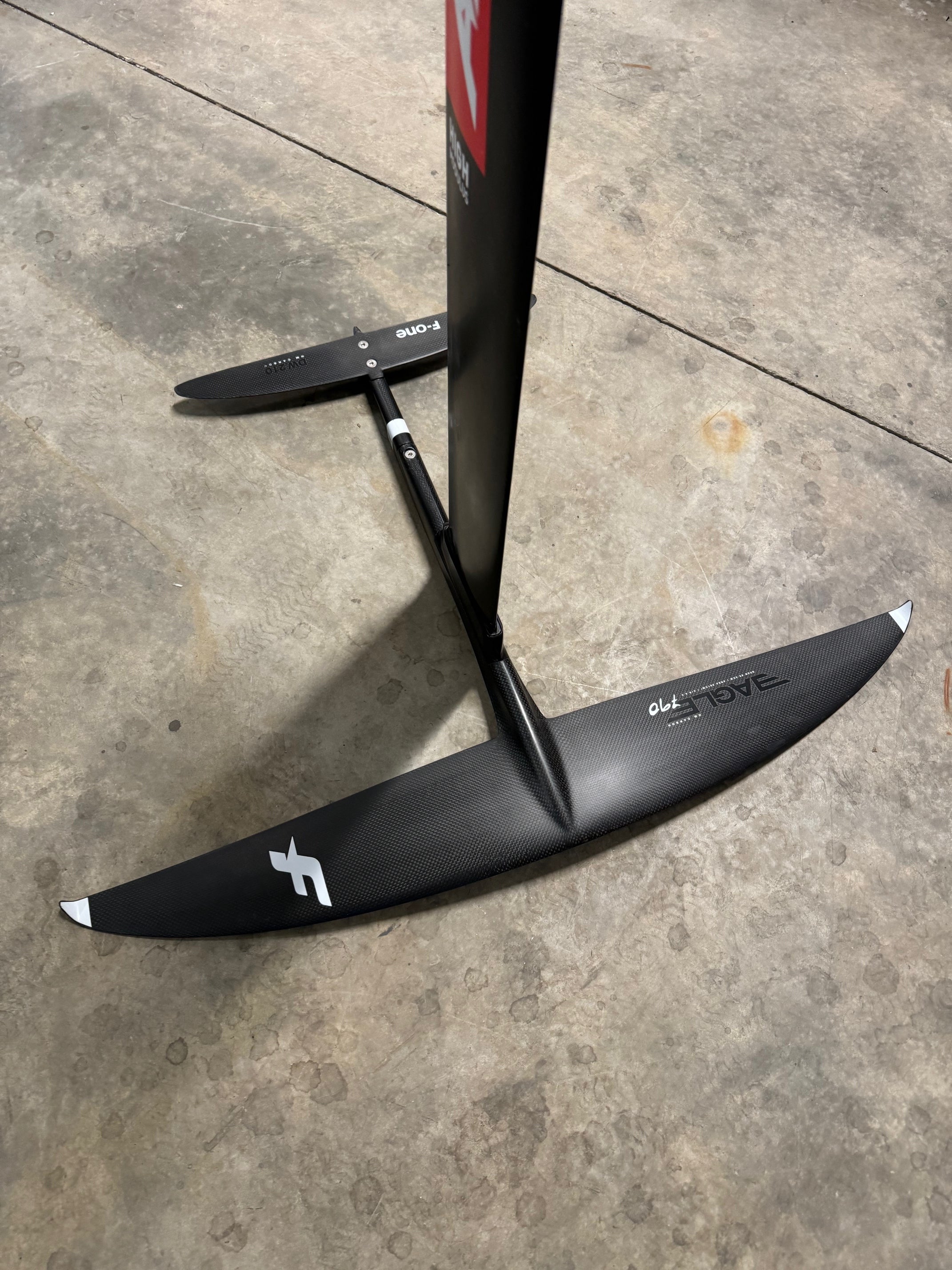 Axis Carbon Fiber Mast to F-One Fuselage Adapter – Stringfellow ...