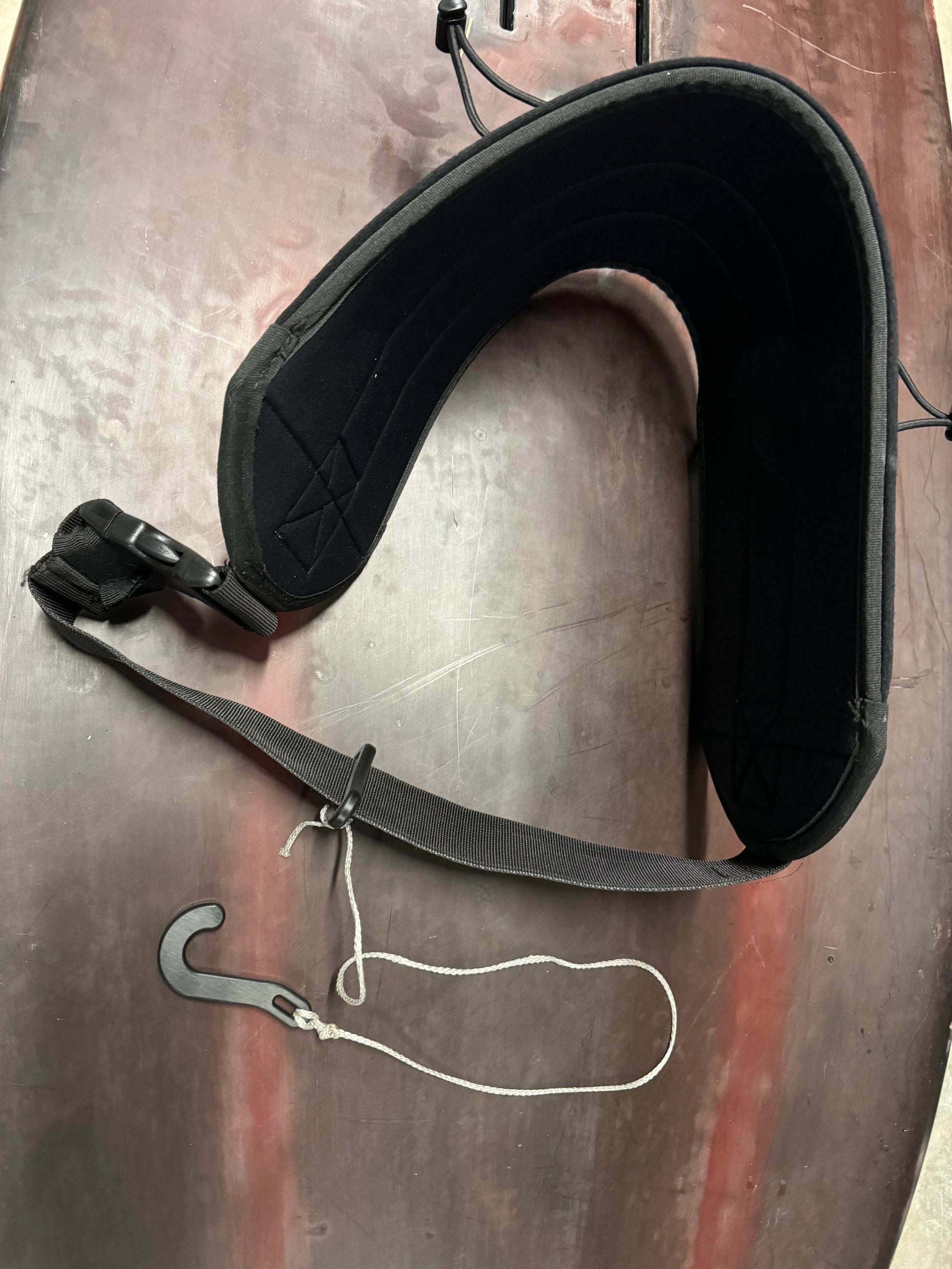 Maliko Parawing v1 Tether Hook System – Stringfellow Hydrofoiling Solutions