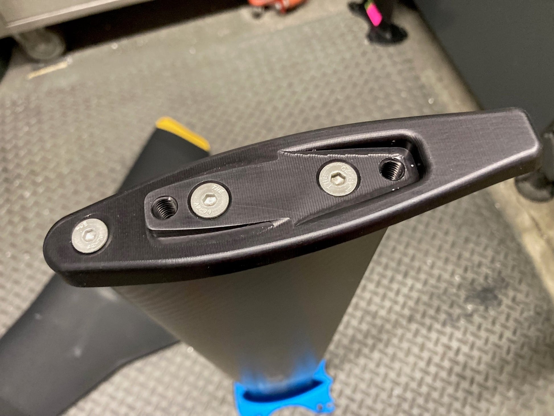 Takuma Mast to Triton X-1 Monowing Adapter – Stringfellow Hydrofoiling ...